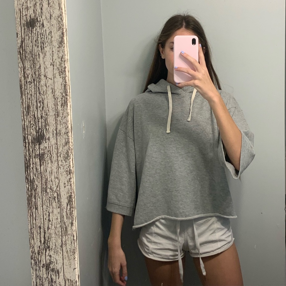 GAP cropped 3/4 sleeve hoodie (grey)